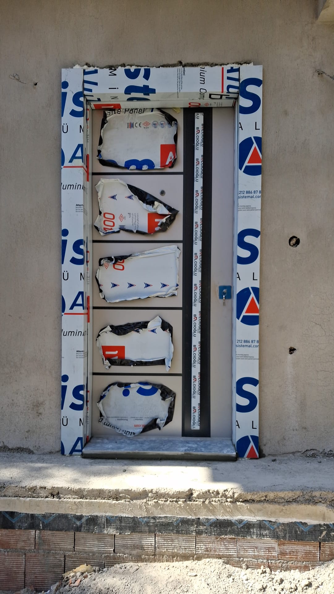 Burhaniye Şahdoor Çelik Kapı